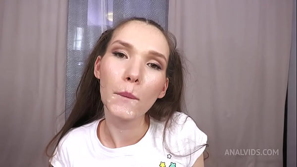 Big Cock Destroys Small Ass Ellis Baileys Weighing Only 38 Kilograms Showing Fantastic Gape and Cum in Mouth VG058