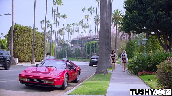 TUSHY Anal-loving Kenna & Vicki have passionate foursome