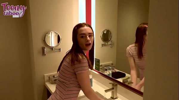 Lucky Seth Brogan Fucks 18yo Cunt! Reese Robbing Got Creampied!